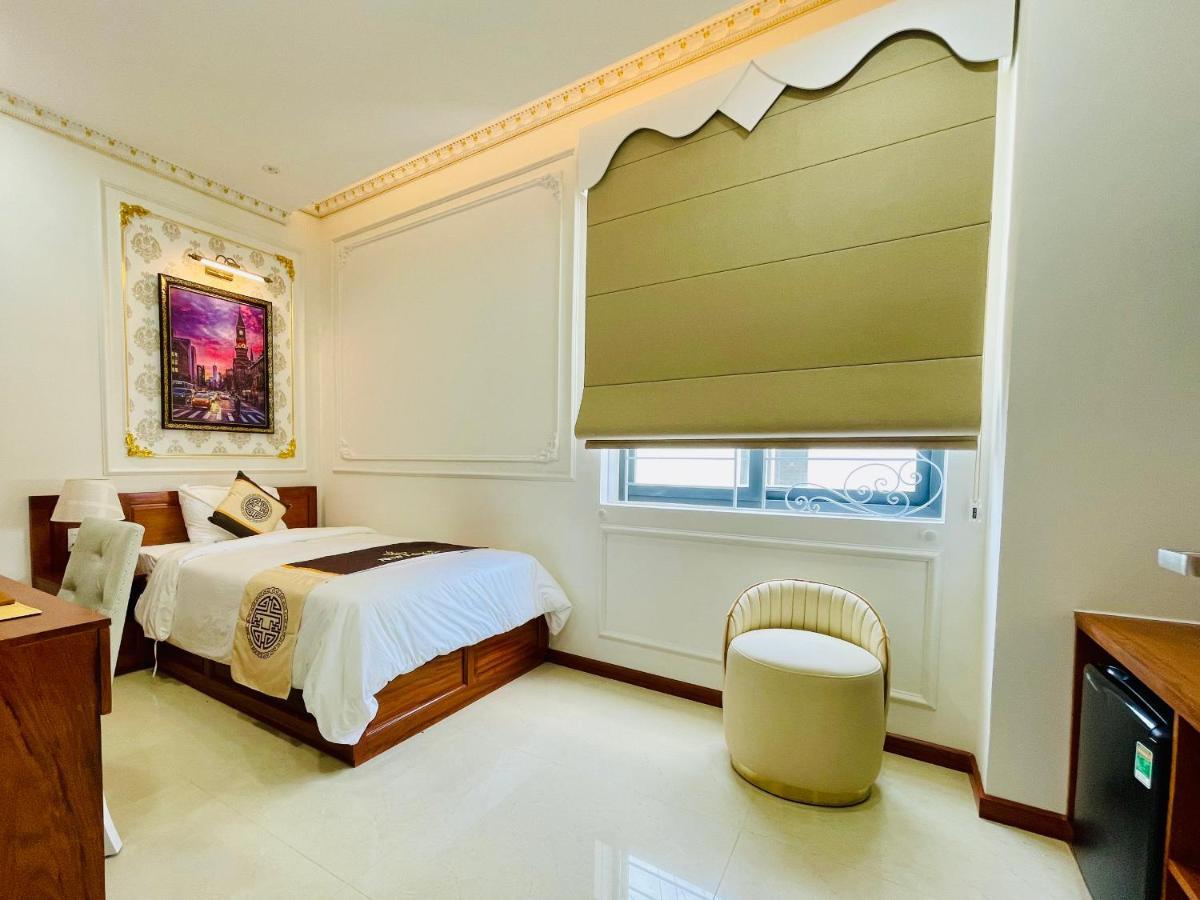 New Palace Hotel Куанг Нгай Екстериор снимка