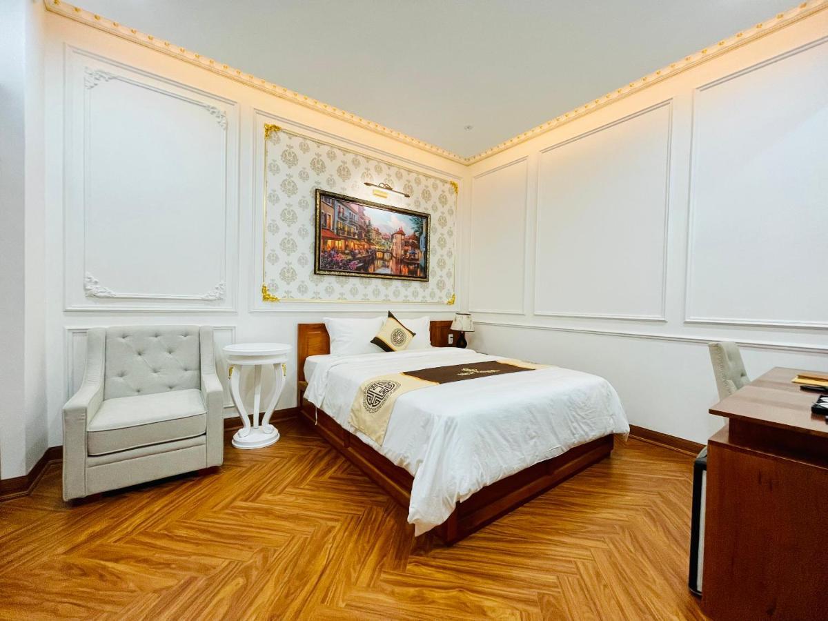 New Palace Hotel Куанг Нгай Екстериор снимка